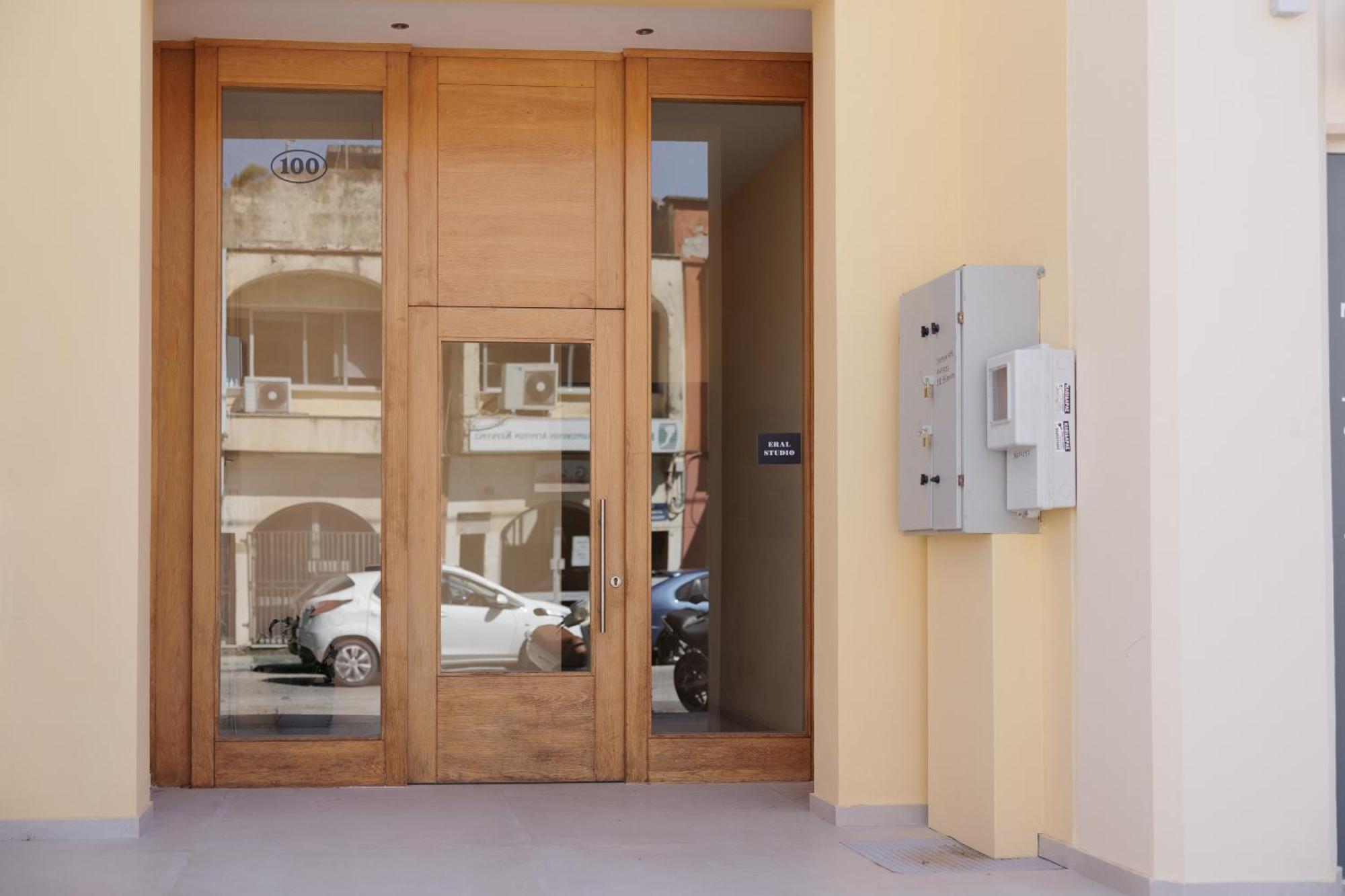 Eral Apartment Corfu (city)